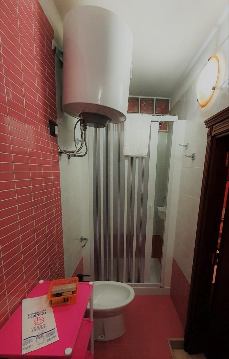 B&B Eraclio Suite 바를레타 외부 사진