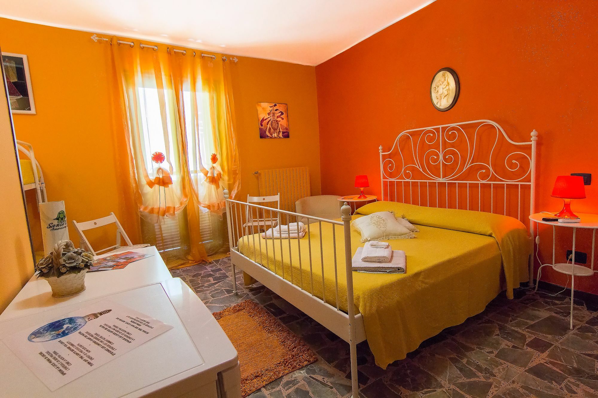 B&B Eraclio Suite 바를레타 외부 사진
